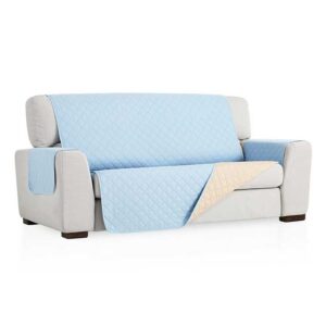 Lichte bank met lichtblauwe bankbescherming