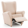 Oorfauteuil-met-relaxfunctie-beige Recliner Hoes Anza – Luxe bescherming voor jouw relaxstoel!